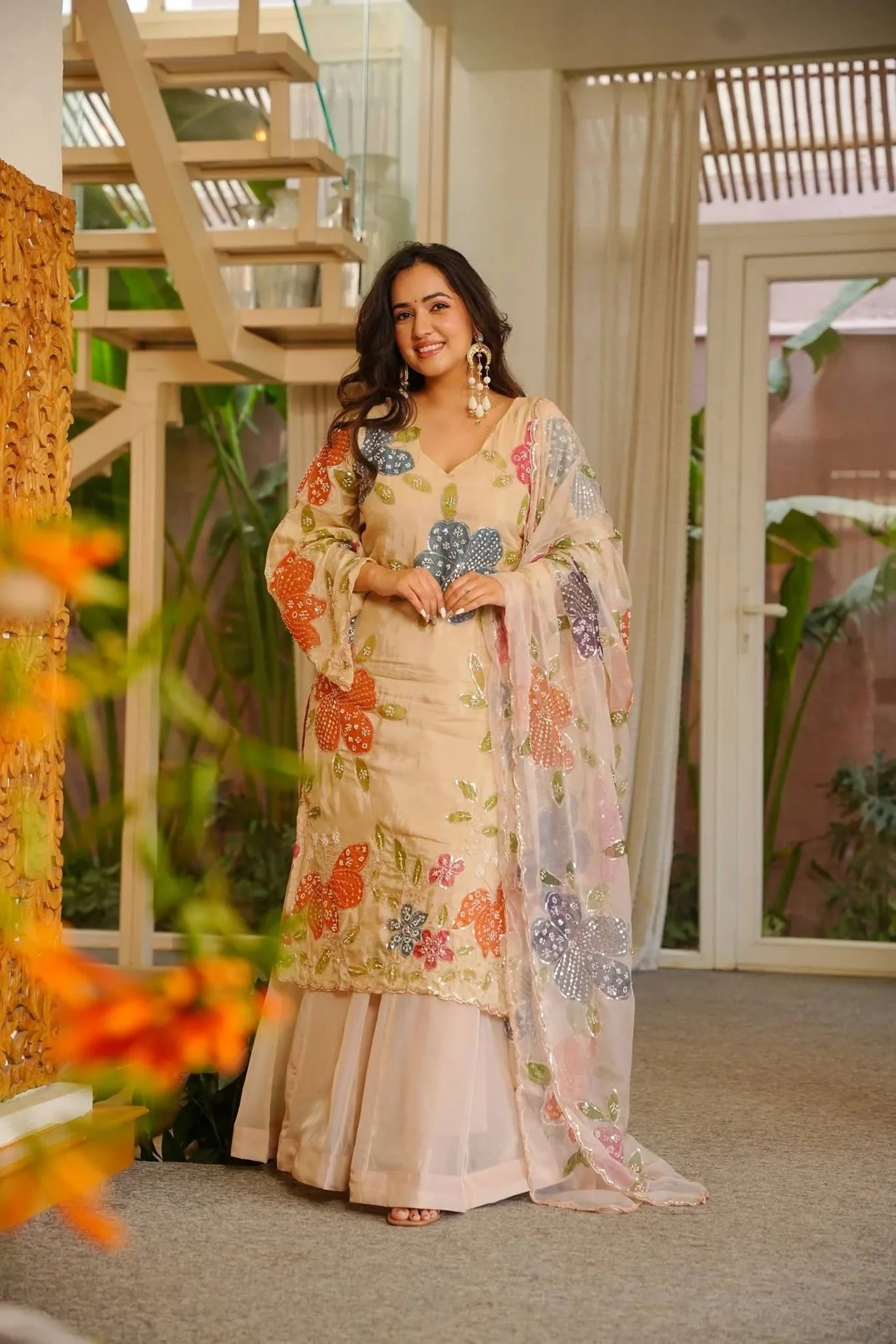 Floral Elegance The Ultimate Chic Suit Experience